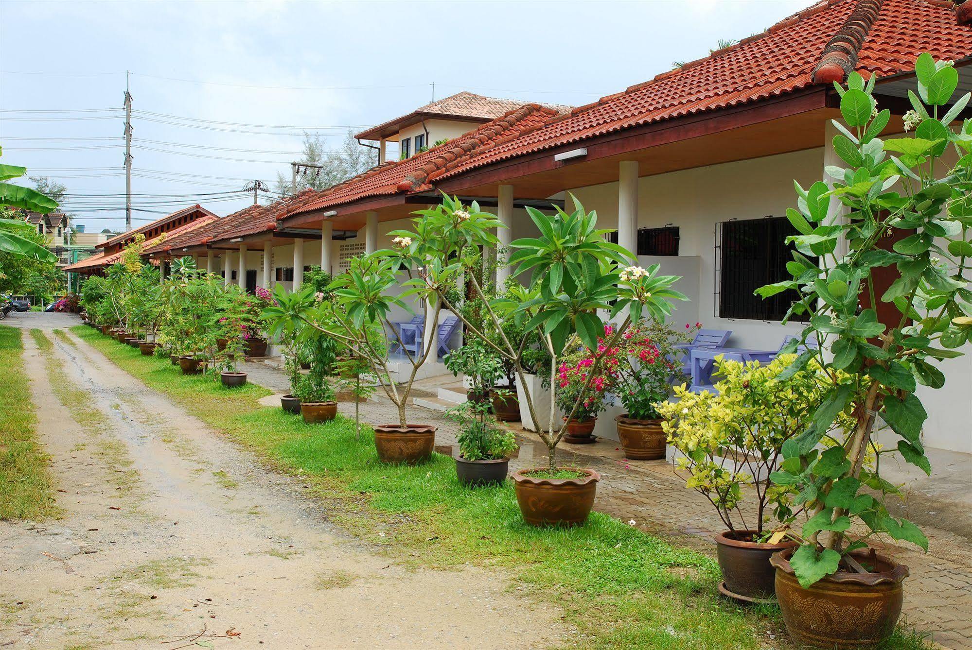 Ps 2 Resort Phuket Patong - Sha Plus Exterior foto